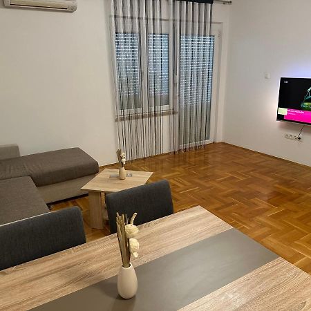 Apartman Aurora Apartment Kastel Novi Ngoại thất bức ảnh