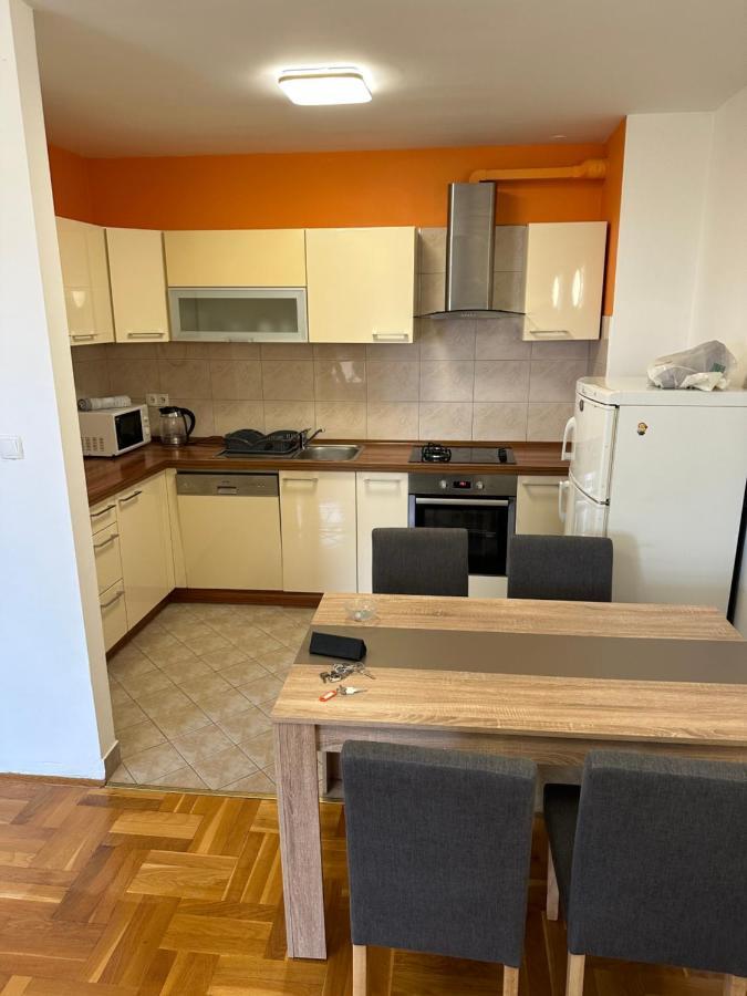 Apartman Aurora Apartment Kastel Novi Ngoại thất bức ảnh