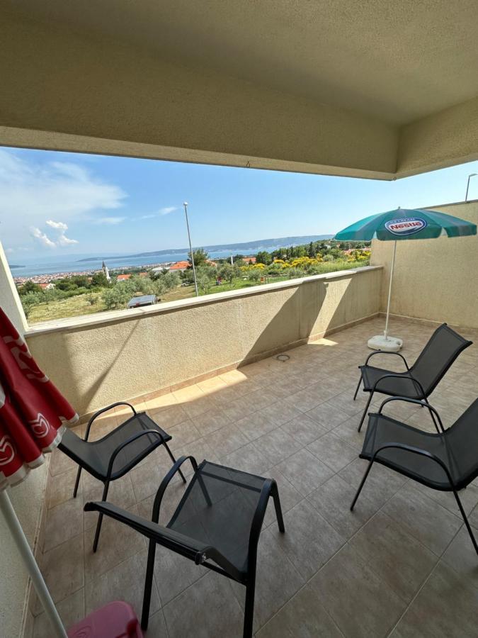 Apartman Aurora Apartment Kastel Novi Ngoại thất bức ảnh