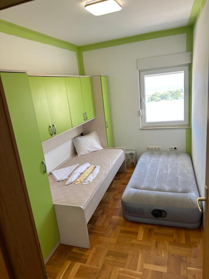 Apartman Aurora Apartment Kastel Novi Ngoại thất bức ảnh